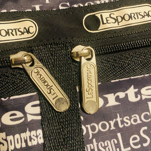 Vintage LeSportSac Black All over text print messenger adjustable crossbody bag - Picture 6 of 10